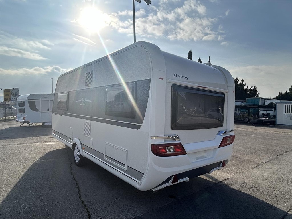 Foto 4 CARAVANA HOBBY 540 UFF EXCELLENT-CAMA EN ISLA-AIRE-MOVER-TOLDO 