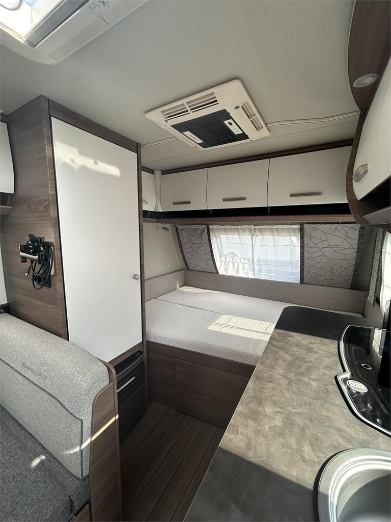 Foto 6   CARAVANA KNAUS SPORT 400 QD-AIRE-MOVER-TOLDO FIAMMA 